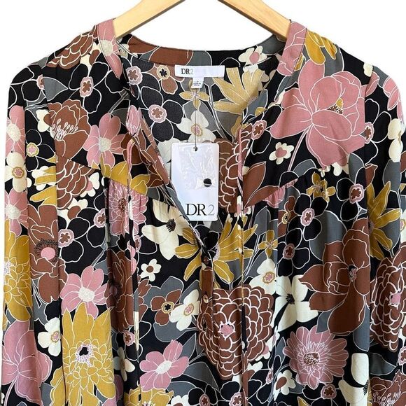 DR2 Floral Tie Front Cuffed Sleeve Floral Peasant Blouse - Picture 2 of 8